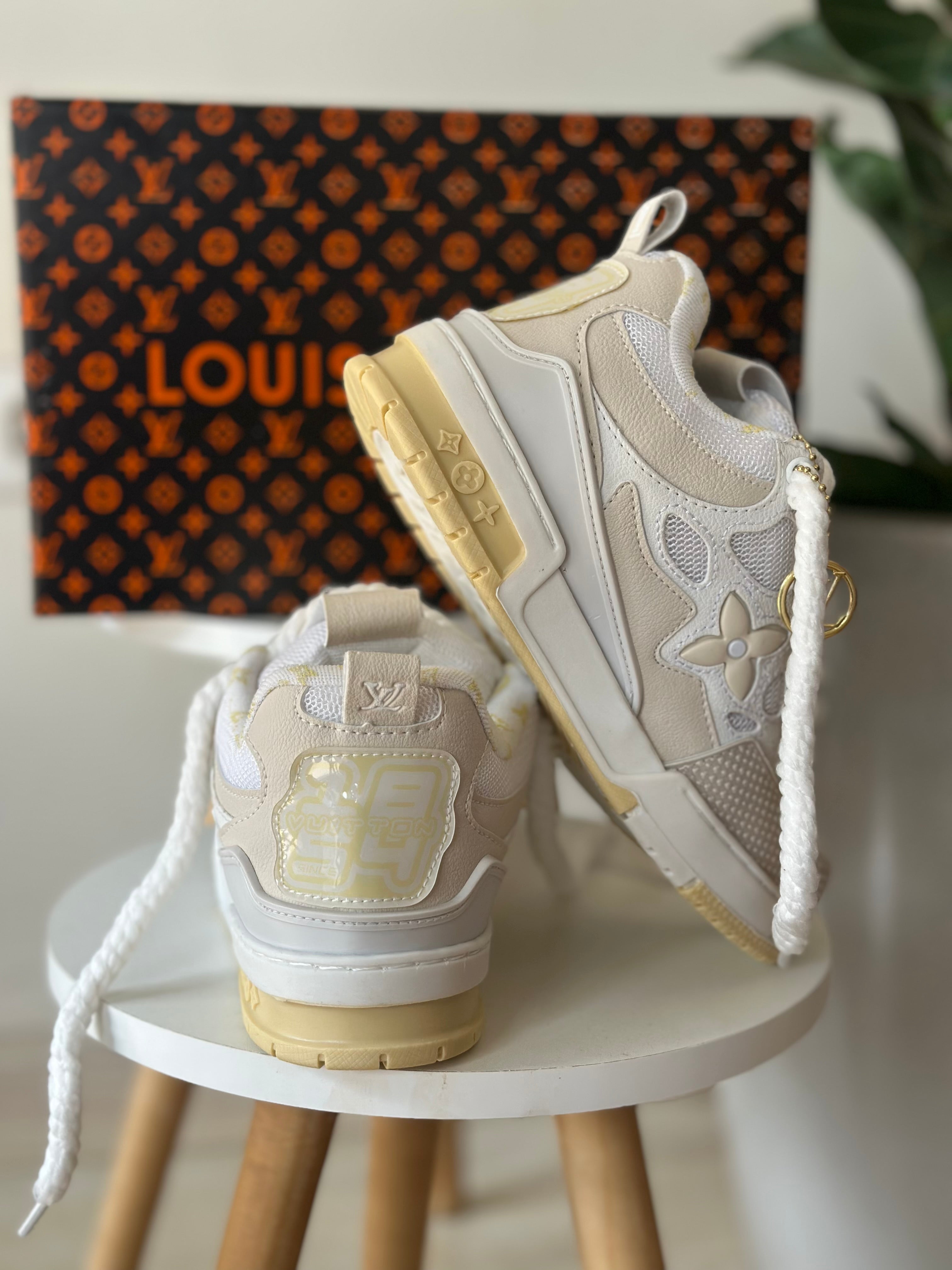 Tênis Feminino Branco Chunky – Estilo Fashion Premium
